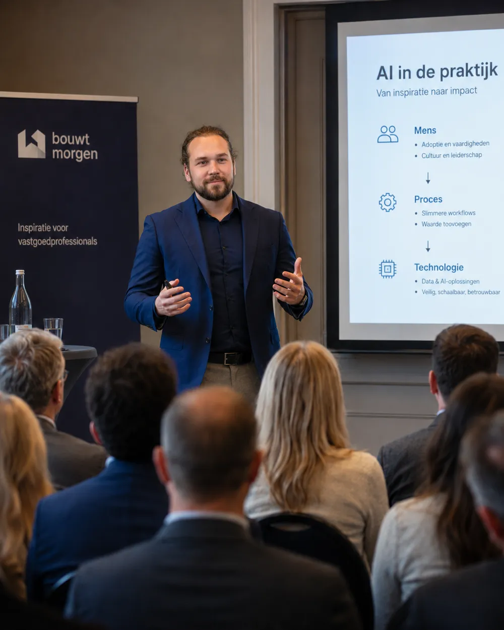 Thierry Schout, CTO Human Insight, spreekt tijdens een symposium over AI & Talent Development